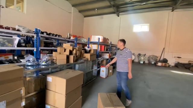 Наш Склад Запасных частей SITRAK HOWO Sinotruck для тягачей и самосвальной Техники