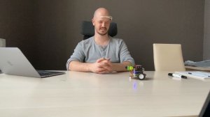 Управление роботом мыслями: Emotiv Insight + HICAT.Livera