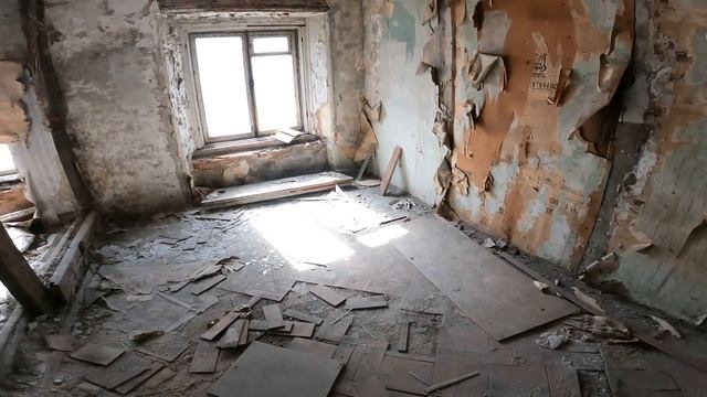 коммуналка кормит/одевает особняк в центре СПБ ? 4K смотреть онлайн