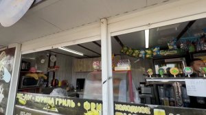 СУДАК В ПЕРВЫЙ РАЗ/ Заселились в гостевой дом "Парадиз"/ КАЙФУЕМ В МОРЕ/ Крым 2024