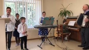 В нашей жизни самое прекрасное, не ценою денег покупается....