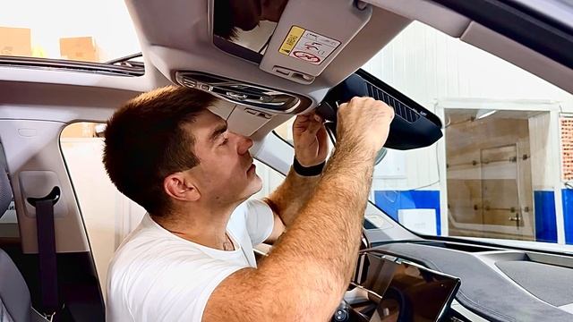 Видеорегистратор в Geely Atlas 2