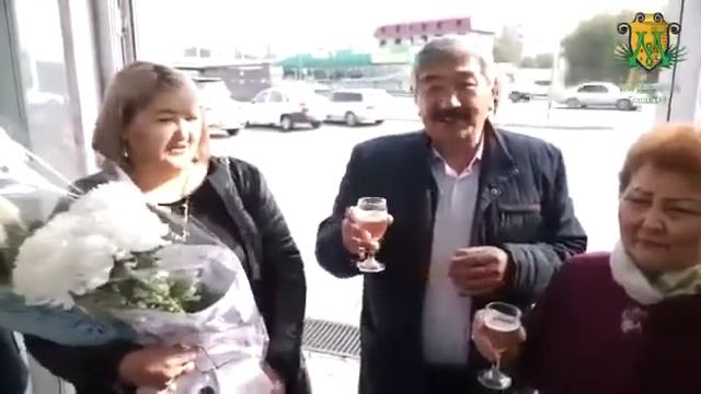 ГУЛИМ КУПИЛА АВТОМОБИЛЬ! смотреть онлайн