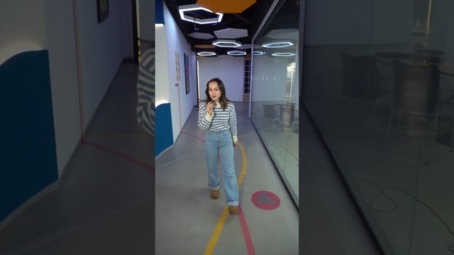 На чем ездят наши сотрудники смотреть онлайн