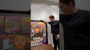 Эмин Агаларов показал свой дом похожий на гигантский торговый центр