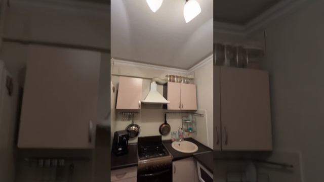 Предлагаем к продаже отличный вариант - просторную 1-комнатную квартиру в ухоженном доме! смотреть онлайн