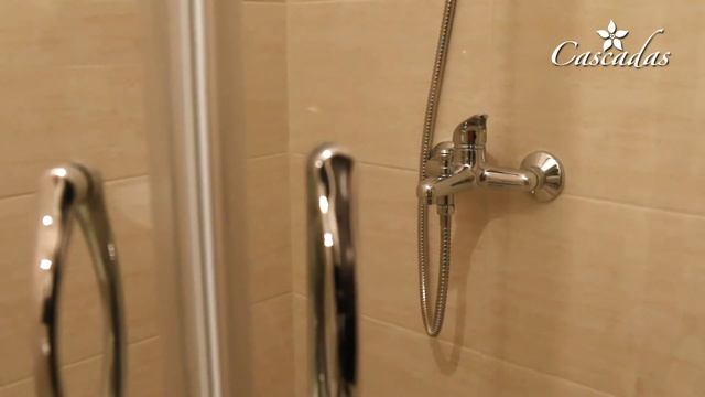 Cascadas апартамент с 1-ой спальней смотреть онлайн