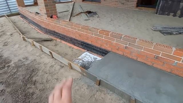 Дождеотведение, отмостка, полы по грунту на веранде...#Казань