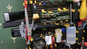 Гениальное решение при помощи ToolBoard. Назовем его "Трельяж".