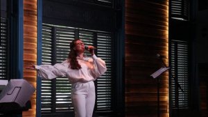 Видео запись сделана на юбилеи моей вокальной студии. 
"Верни мне музыку".

vocalekb.ru