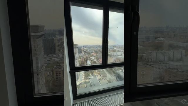 Рабочий кабинет в квартире 100 кв.м на 28 этаже🔥Бесплатный подбор новостроек! Нажми на профиль👆 смотреть онлайн