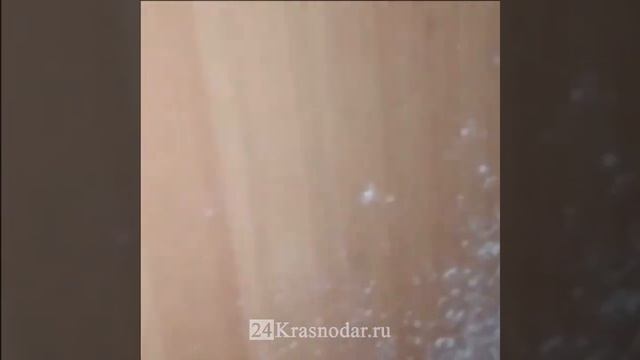 Замерзают на улице Бигдая смотреть онлайн