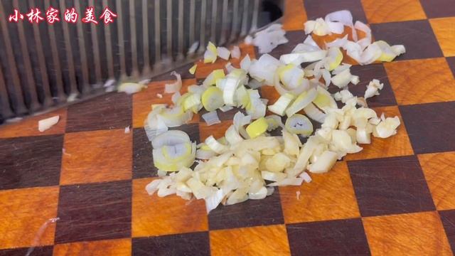 土豆搭配雞蛋是絕配，教你一個神仙吃法，不炒不油炸，營養又美味 Delicious and Nutritious Potato and Egg Dish - No Frying Needed