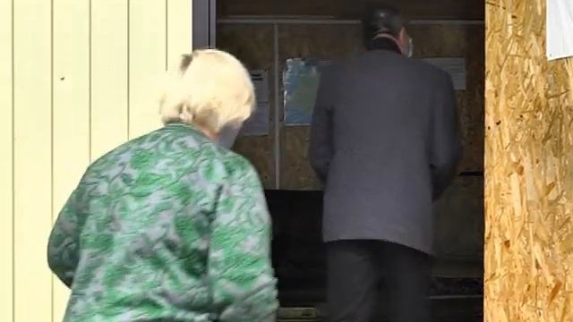 Работники МФЦ Кузбасса проводят выездные консультации смотреть онлайн