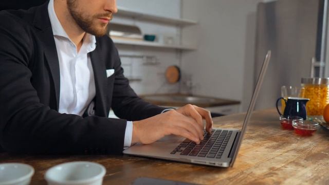 Работай с риелтором безопасно! | Три совета юриста, которые могут помочь при покупке квартиры! смотреть онлайн