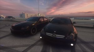 ИСПОЛНЕНИЕ В ПОТОКЕ НА ДВУХ БЕСТИЯХ C63S AMG & CLS 55 AMG // ШАШКИ ASSETTO CORSA
