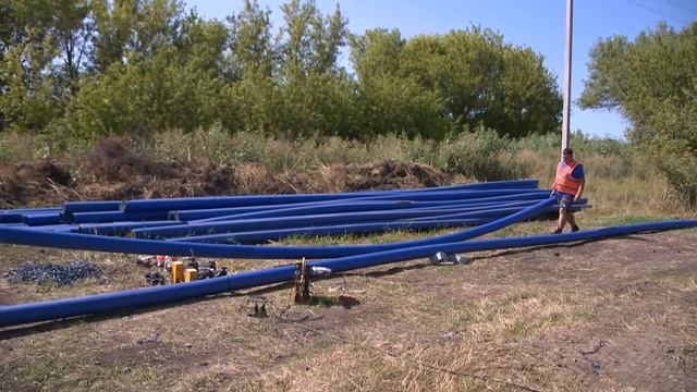 В микрорайоне Московский Белгородского района строят инженерные сети смотреть онлайн