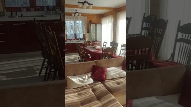 Дом из клеенного бруса в Артеме. Видео второго света. смотреть онлайн