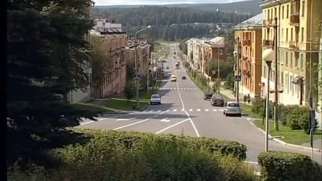 Песня о Новоуральске в исполнении В.Овчарова