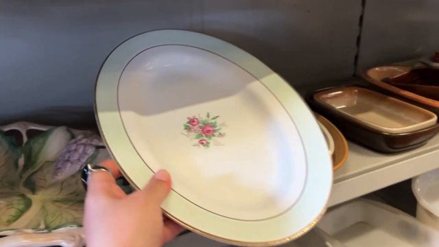 БАРАХОЛКА во Франции. ПОИСК сокровищ в комиссионном ВИНТАЖНОМ магазине. ОБЗОР покупок. смотреть онлайн