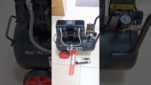 Компрессор TEH TAC24L, 1,5 кВт, 8 бар, 210 л/мин, ресивер 24 л.