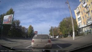 Луганск, ул. Оборонная. 2022 10.19 14:23:07