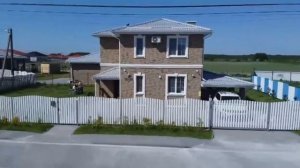 Дом с навесом общая площадь 117 м2 в поселке Дорожный Гурьевский округ Калининградская область