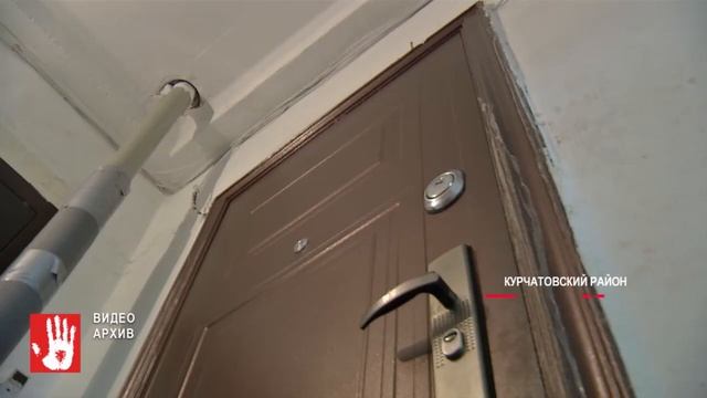 Великовозрастный тунеядец лишился квартиры за то, что обижал пожилую мать смотреть онлайн