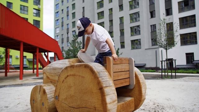 С Днем Строителя!