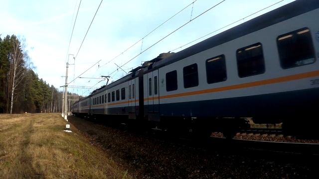 Электропоезд ЭП2Д-0015 ЦППК перегон Лесной Городок-Толстопальцево 12.11.2019 смотреть онлайн