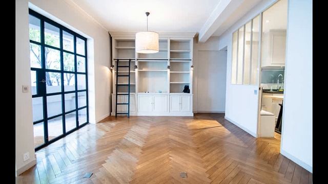 STYLISH RENOVATED COLONIAL APARTMENT WITH HUGE BALCONY   | Hong Kong