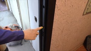 Как установить входную металлическую дверь своими руками!