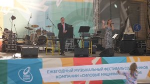 Песня "Нева" автор слов и музыки Елена Ваенга.