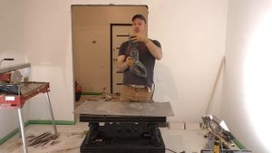 Сверлим потолок перфоратором без пыли! Лайфхак!