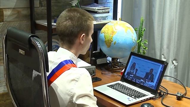 (12+) Последний звонок онлайн смотреть онлайн