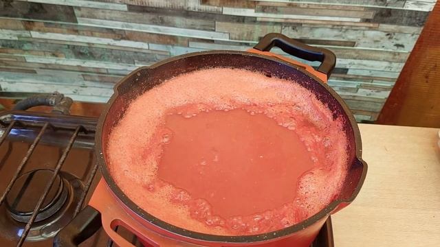 Томатный сок и горлодёр. Один завес и два готовых продукта. Вкуснота!!!