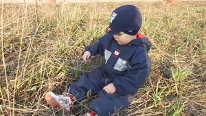 Аутизм, 2 года, ушел в себя, часто так сидел, пропал взгляд, понимание речи...