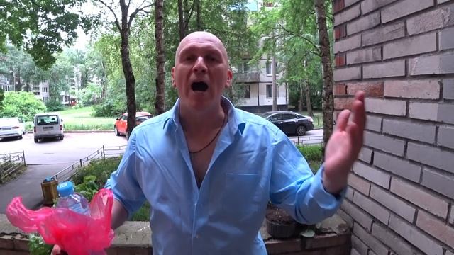 УМНЫЙ ДОМОФОН НЕ ПУСКАЕТ ЛЮДЕЙ ДОМОЙ ⛔ смотреть онлайн