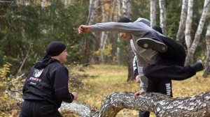 kempoberdsk. тренировка в осеннем лесу