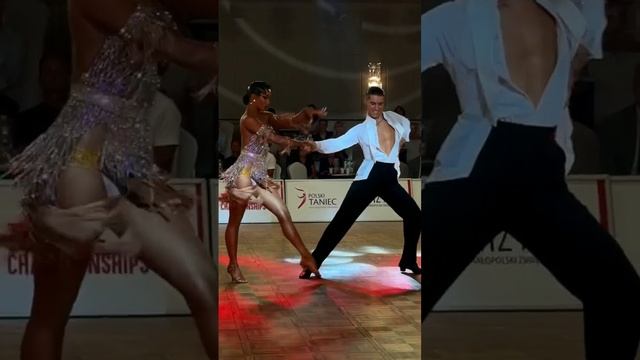 Танцы смотреть онлайн