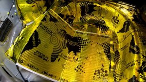 Шумоизоляция KIA RIO 4. Проклейка багажника. ЭФФЕКТ БОМБА. Я в ШОКЕ от ТИШИНЫ (перезалит)