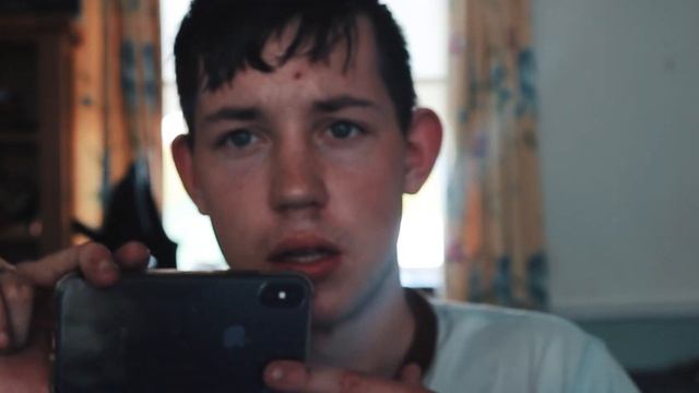 $280 DSLR vs $450 iPhone X смотреть онлайн