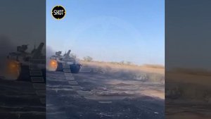 Бойцы ВС РФ  ворвались в Селидово ДНР на горящем танке