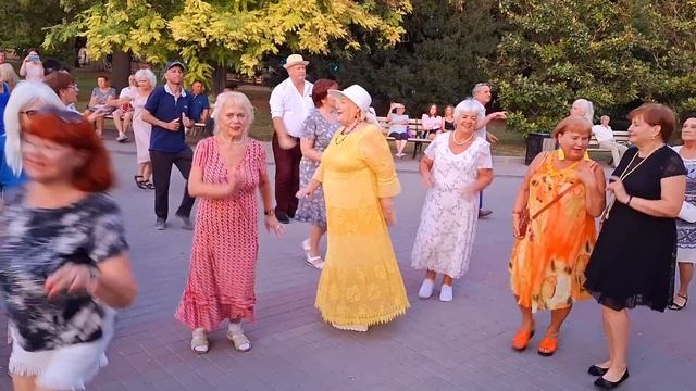 14.08.24 - Танцы на Приморском бульваре - Севастополь - Дуэт СеНат смотреть онлайн