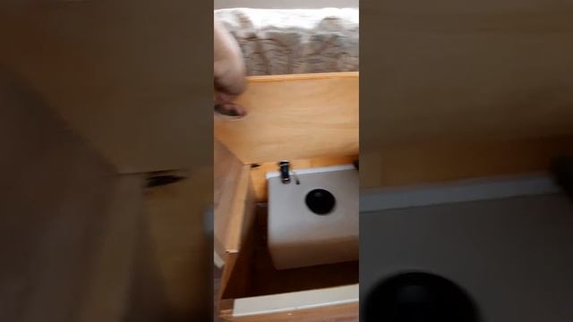 Самодельный жилой модуль.Мини обзор без слов.