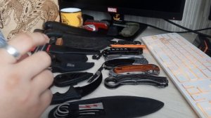 Коллекция ножей поэта. Ножемания или поиск безопасности?