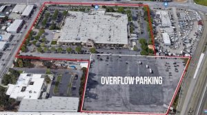 Are Real Estate Developers Shutting Down Fry's Electronics?