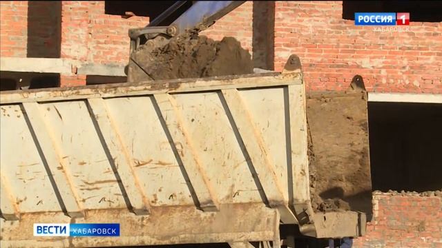 Инспекция краевого Минстроя побывала на «долгостроях» Хабаровска смотреть онлайн