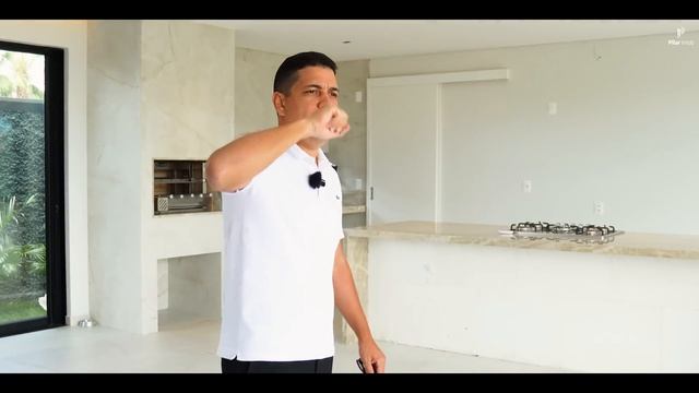 ESSA CASA MODERNA EM ESQUINA ME SURPREENDEU смотреть онлайн