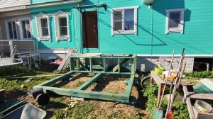 ПРОХОДИТ ГАЗ! Нельзя использовать винтовые сваи! Рассказываю как решили эту проблему. СТРОИМ КРЫЛЬЦ